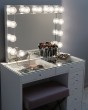 Фото туалетного столика для макияжа с гримерным зеркалом Plus 1 L 2