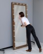 Зеркало в деревянной раме с  лампочками "Грецкий орех" — предпросмотр изображения 8