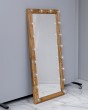 Зеркало в деревянной раме с подсветкой 